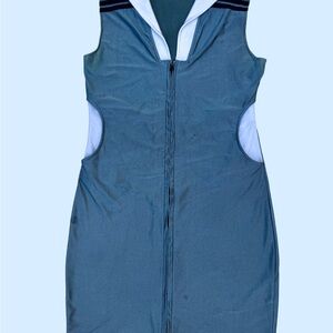 Vintage Sleeveless Zip-Up Dress